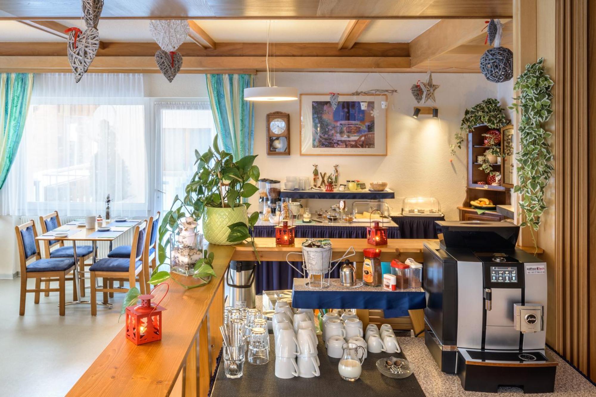 Hotel Alpha Grächen Kültér fotó
