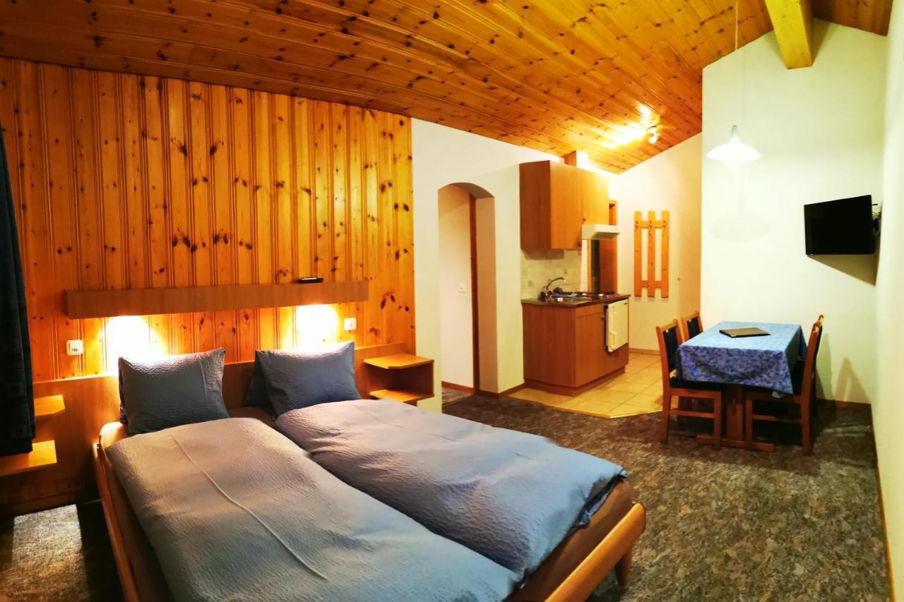 Hotel Alpha Grächen Kültér fotó